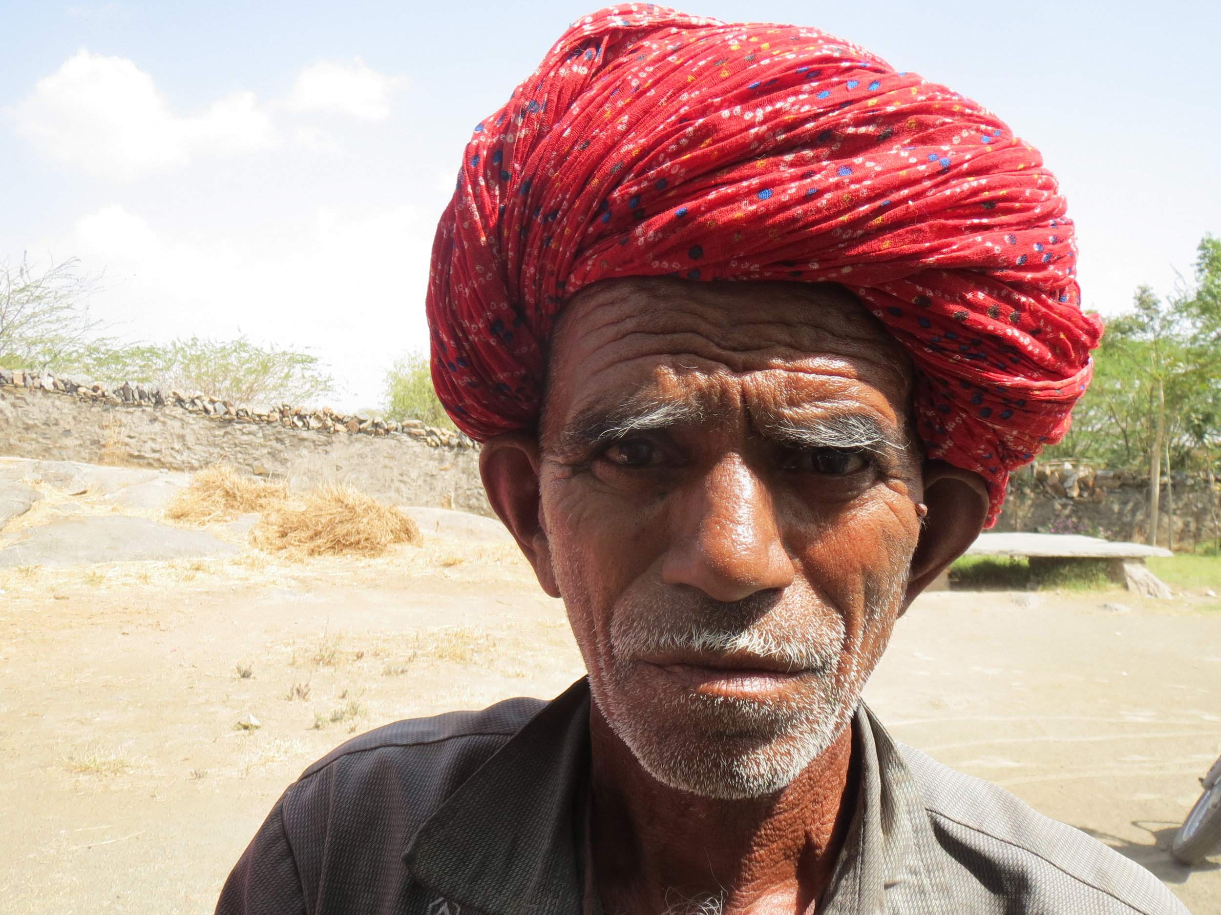 Anada Singh, in Daulatpura, Ajmer, whose Aadhaar authentication does not work reliably.